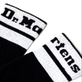 DR. MARTENS ATHLETIC LOGO BLACK-WHITE SKARPETY