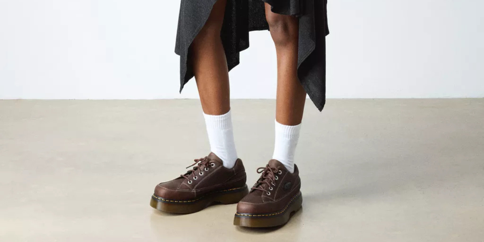 Dr. Martens Buzz - masywna podeszwa i klimat lat 90
